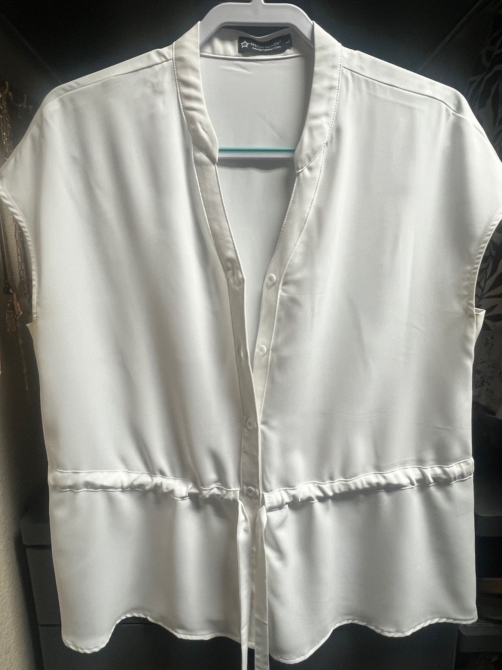 Women's Ivory Button-Front Drawstring Blouse